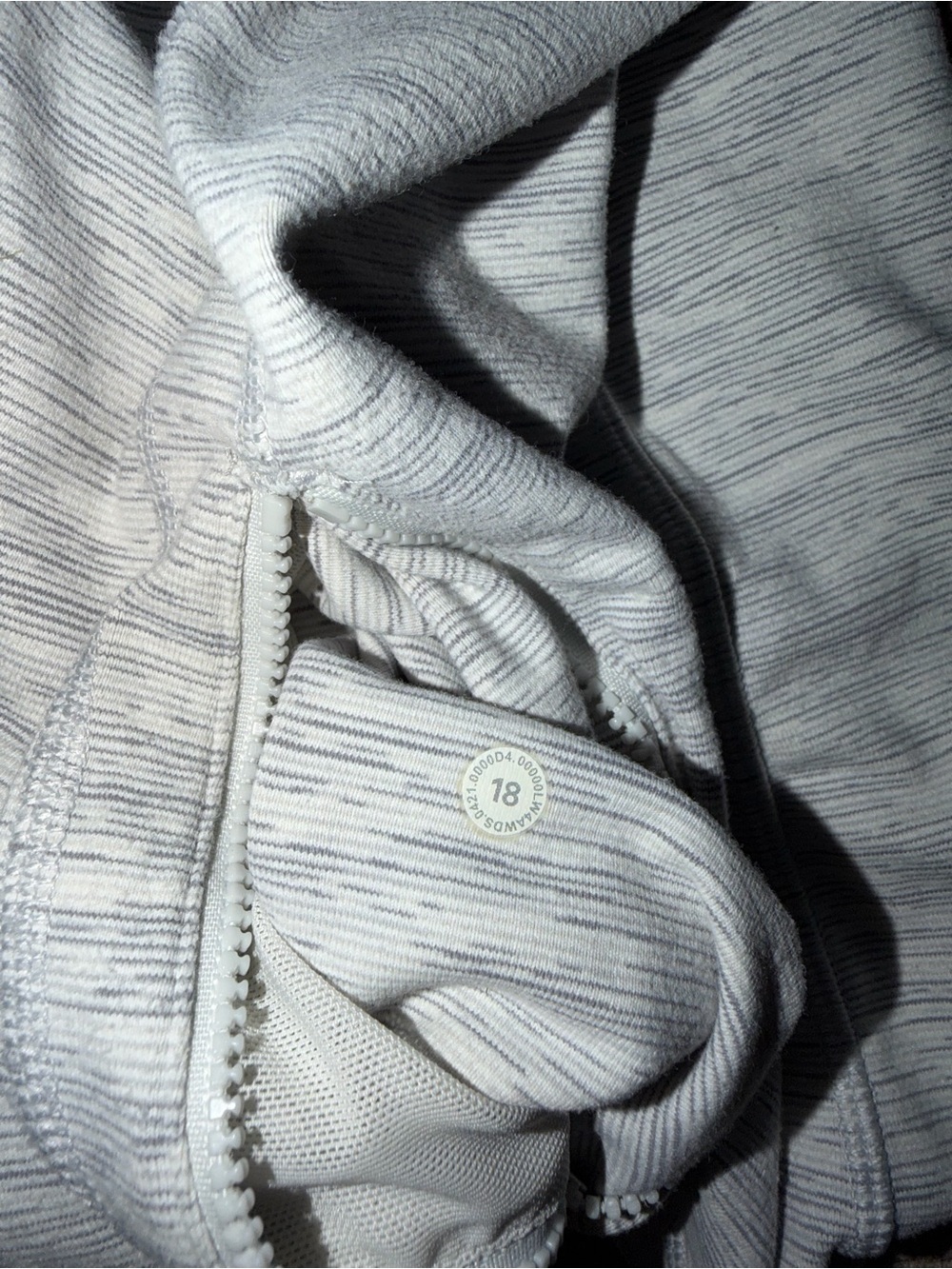 Lululemon Define Jacket - Picture 4 of 6